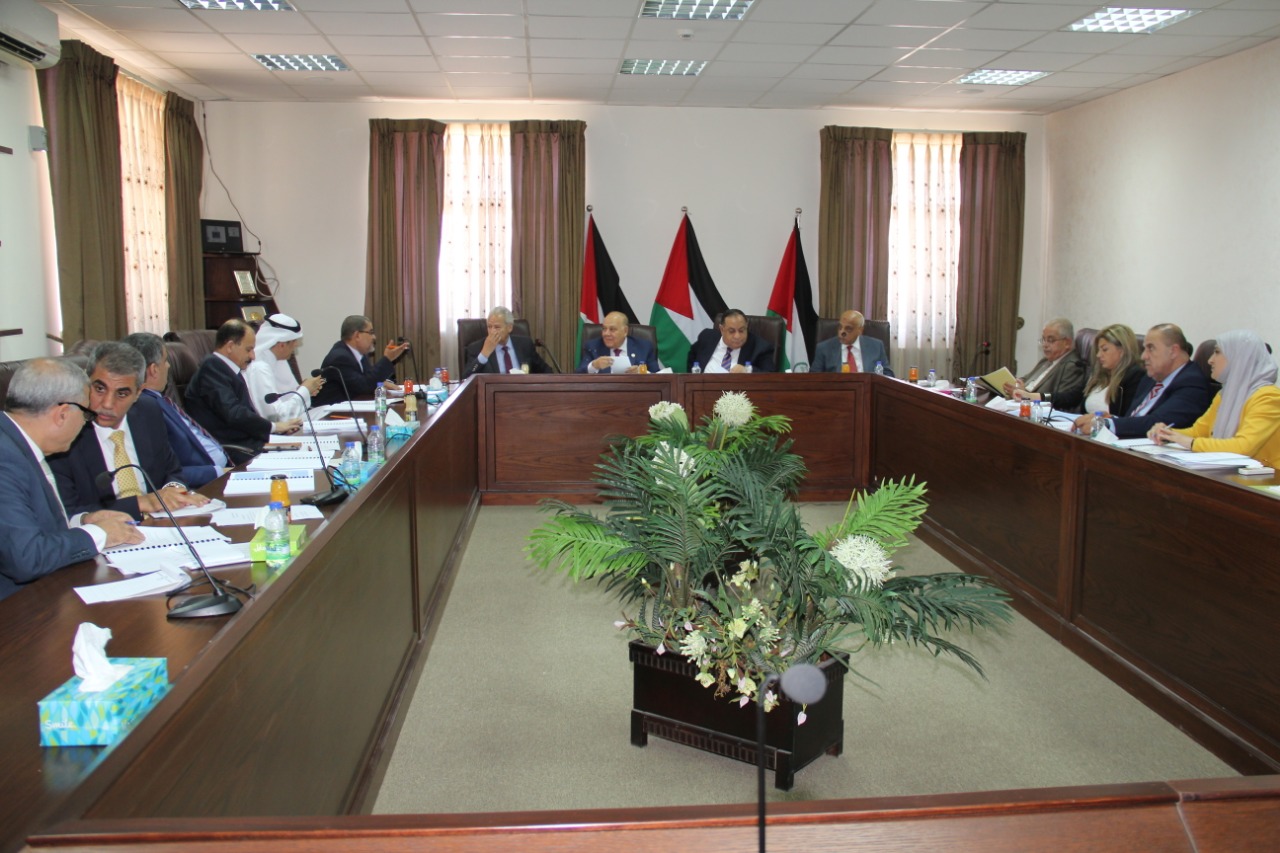 b8cb9ff7 35de 4634 96ac dae871b31fa8