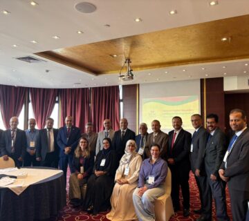 جامعة حضرموت تشارك في دورة تدريب تطوير مكاتب العلاقات الدولية بالجامعات اليمنية في القاهرة