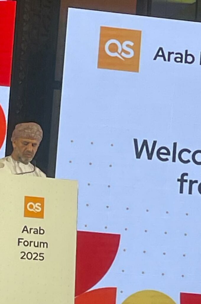 منتدى QS للمنطقة العربية يختتم أعماله بمسقط.. ويكرّم جامعة حضرموت ضمن الجامعات المتميزة 5 IMG 20251019 WA0006